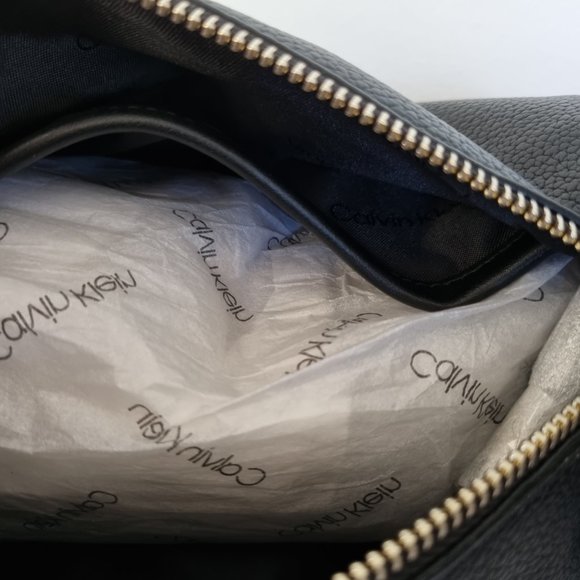 Calvin Klein Leather Two Way Bag - Leather Crossbody or Leather Handbag - Picture 13 of 16